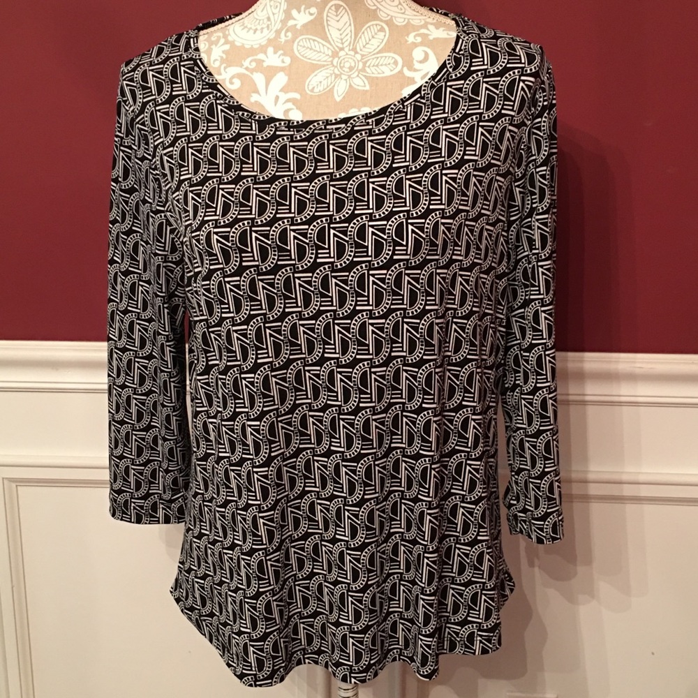 CHICO’S 3/4 SLEEVE TOP / BLACK & WHITE / Size 1 / Medium / 8